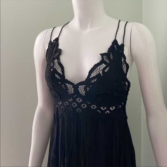 Free People FP ONE Adella Boho Crocheted Slip Dress in Black Made in India - S - Picture 6 of 8